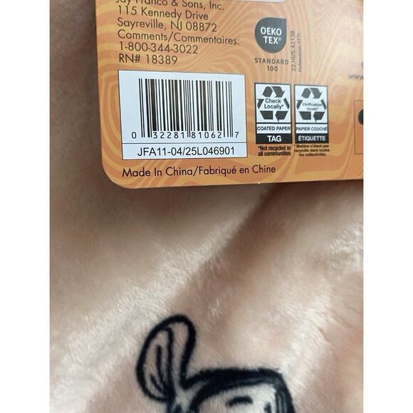 Disney Winnie The Pooh Tigger Piglet Halloween Pink Throw Blanket 60” X 70” NEW - Picture 5 of 16